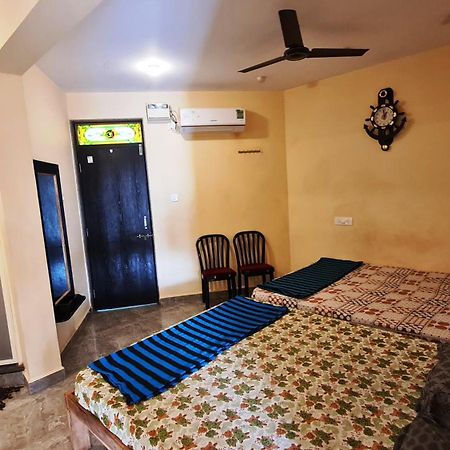 Godwill Kimo Guest House Seraulim Margão Exterior foto