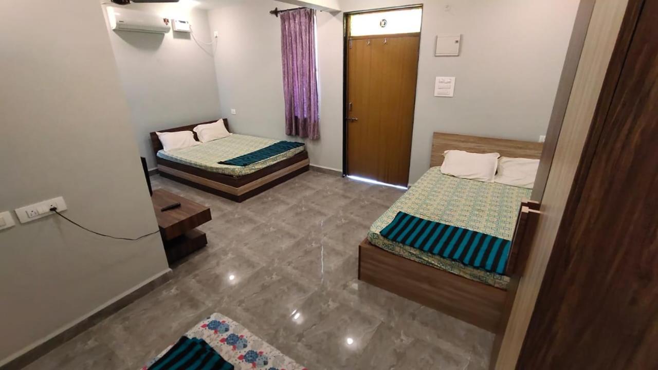 Godwill Kimo Guest House Seraulim Margão Exterior foto